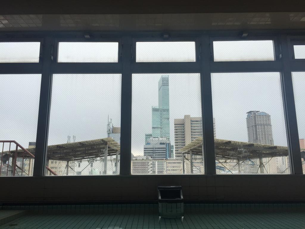 Business Hotel Shinbashi Osaka Esterno foto